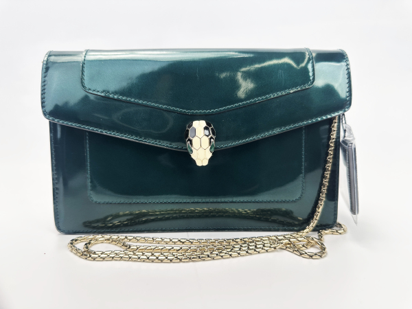 Bvlgari Bulgari Serpenti Forever Emerald Green Patent Leather Clutch Bag