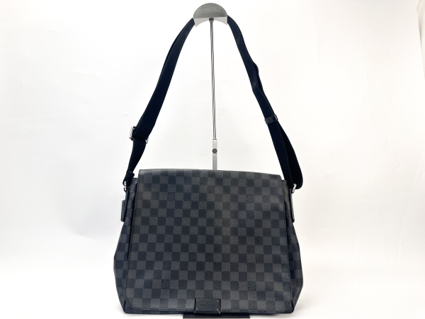 Louis Vuitton Louis Vuitton Damier Graphite Messenger PM