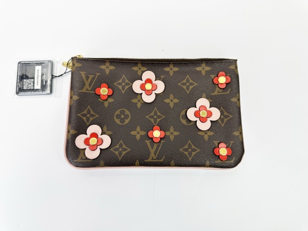 Louis Vuitton Louis Vuitton Monogram Pochette Accessories Vivienne Flower Edition