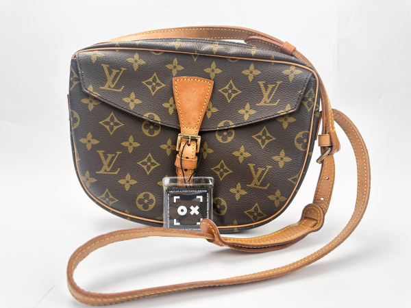 Louis Vuitton Louis Vuitton Monogram Chantilly PM