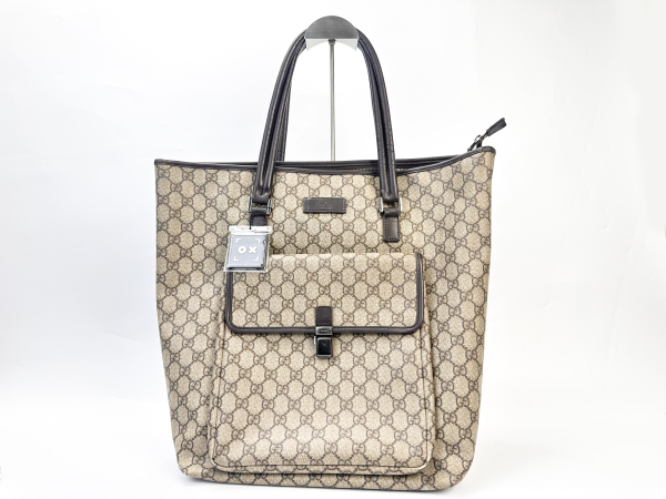 Gucci Gucci GG Supreme Canvas Tote with Front Pocket