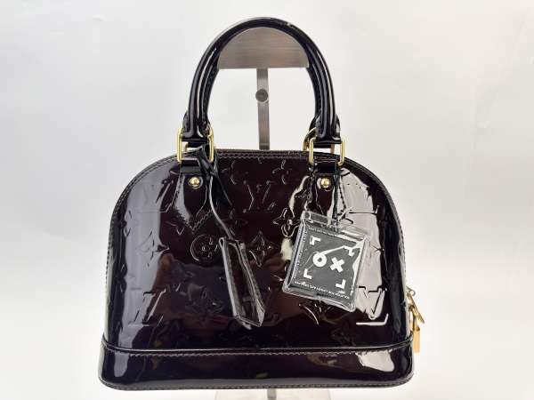Louis Vuitton Louis Vuitton Monogram Vernis Alma PM Amarante