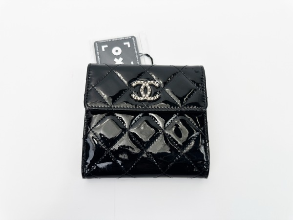 Chanel Chanel Black Quilted Patent Leather CC Compact Wallet